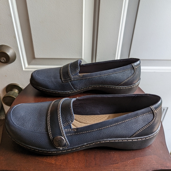 Women's shoes - Picture 2 of 4